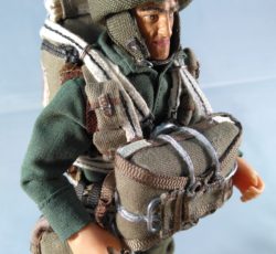 Muñeco Soldado En Paracaídas